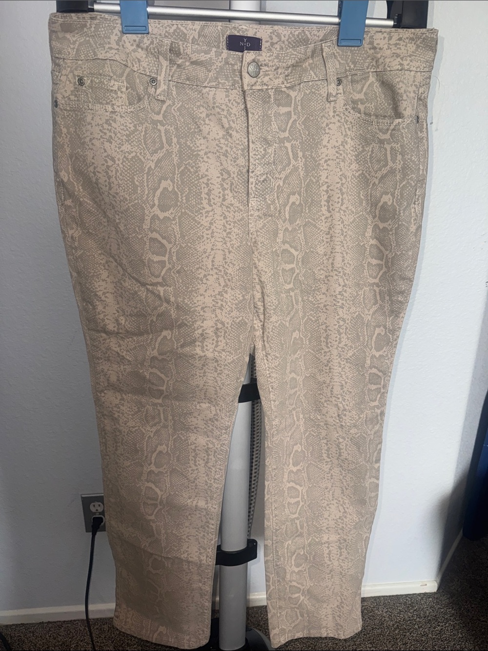Women's Snake-Print Chinos in Beige